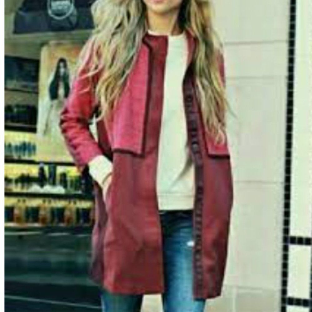 Lululemon Women’s Mid Length Jacket Coat Lightweight Fall Spring Pockets